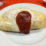 タケダ食堂 - 2015年１２月 オムライス600円。薄味だけど旨みたっぷりでおいしい。