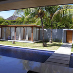 MoonLite Kitchen and Bar - ホテルの自室で目覚めると今日も晴れだ！