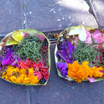 MoonLite Kitchen and Bar - 神様へのお供え物