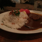 a-bridge 三軒茶屋店 - あと引く辛さのチキンカレー 