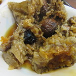 王記府城肉粽 - 粽の中身はこんな感じ