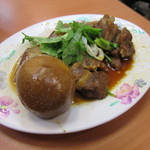 黄記滷肉飯 - ※肉(小份、55元)※は火へんに空、滷蛋(10元)