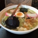石垣食堂 - 五目ラーメン（650円）