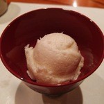 すし 市松 - 甘味　酒粕アイスクリーム