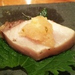 すし 市松 - 鰤炙り　七味おろしをのせて