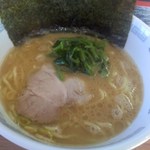 家系ラーメン みさき家 - 「ラーメン(650円)」[平成27年12月29日(火)撮影]