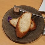 yakitorishinka - 鶏レバーのパテとバケット