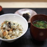 麻布十番 ふくだ - 穴子と牛蒡の炊き込みご飯
