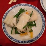 中華菜館 同發 - 海鮮と花ニラ炒め