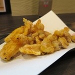 つかふき屋 - かっぱとひざなんこつ唐揚げ