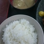 新橋　ごはん亭 - ご飯と味噌汁