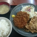 新橋　ごはん亭 - E定食 チキンカツと生姜焼き