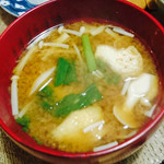 れんげ料理店 - サービスのお味噌汁   本日はブナピー