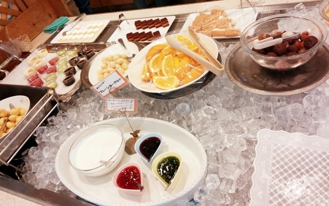 レストラン イート