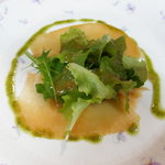 ビストロ  ローズガーデン - スモークサーモンのサラダ