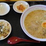 拉麺食い亭 - 2010年７月Cセット
