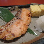 土風炉 - 鮭の西京焼きと玉子焼きアップ