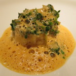 エクアトゥール - 前菜3：タラバガニのポシェとタラバガニのジュとユリネ、ふきのとうとタラの芽、菜の花ソース