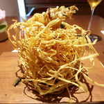 ワカサギとごぼうのフリット