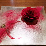 ル スプートニク - 薔薇ビーツとフォアグラ(昼は＋１５００円)