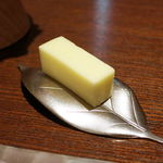 ル スプートニク - バター