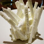 ル スプートニク - ココナッツのメレンゲとホワイトチョコレートのケーキ