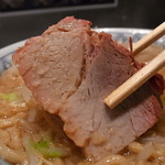 らーめん 大 - 独特風味のガシ豚