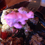 ハンバーグファクトリー - ピンクはネタも含め、うまい