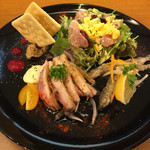 想作酒場　Coeur - 2015.12.27　ステーキライス980円(税別)プラス500円(税別)でミニコース付きに↓
      ⚫︎スープ
      ⚫︎前菜盛り合わせ
      ⚫︎食後のドリンク
      ⚫︎デザート