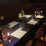 RBステーキハウス - テーブル席の模様！