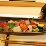 お造り盛り合わせにはお酒よねぇ