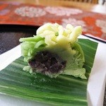 安房あづち茶屋 - 茶菓子菜の花の断面ですｗ