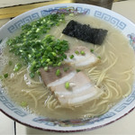 まるぞのラーメン - ラーメン400円