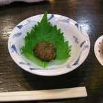 津軽三味線ライヴハウス 杏 - お通し（きのこと味噌！？）