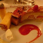 マダム・トキ - なんだかんだで完食してしまうデザートワゴン