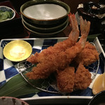 とんかつ金の豚 - エビフライはタルタルソースで頂きました・・・もう少しほしかったなぁ＾＾