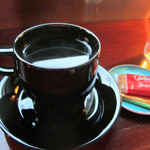 やまのは 珈琲と髪 - コーヒーにはロータスのビスケットがついてきます