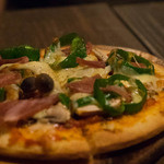 本庄レトロ 燈 - 2015.12 ミックスピザ(生ハムときのこ)