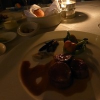 ファヌアン - これは美味しかった！仔羊鞍下肉のロースト。ソースが良かったですね。