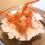 クラフタル - ランチコース 5400円 のカリフラワーと甘海老のパン