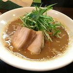 麺屋玉ぐすく - 2015年12月17日
      限定麺
      枡塚味噌らぁ麺