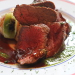 サラマンジェ ドゥ カジノ - 牛肉ランプ肉のグリエ