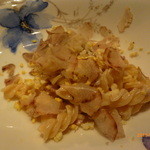 オステリア T - ：ウンブリア州ノルチャ風パスタ「ノルチーナ」に、３種の白トリュフかけ