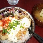 Hungry bowL - チキン南蛮丼味噌汁付き