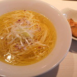 煮干し中華そば一燈 - 大晦日限定・芳醇塩清湯ラーメン「しおそば　すぺちあ～れ」　８００円