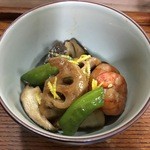 板前料理　味宏 - 才巻と蓮根、椎茸、蒟蒻の炊合せ