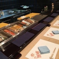 すし割烹 翁鮨 - 店内 カウンター席