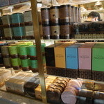 ANGELINA - 店内の商品陳列棚