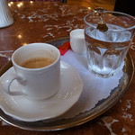 Central - 珈琲（小）€3.10