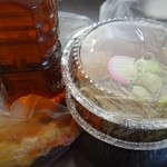 うどんのいなや - テイクアウト用年越しそば+えび天+かけ汁（かけ汁は買わなくても年越しそばは作れます）